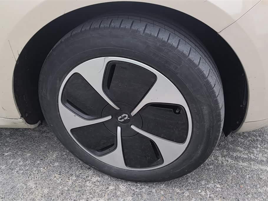 AITO Ask the world M5