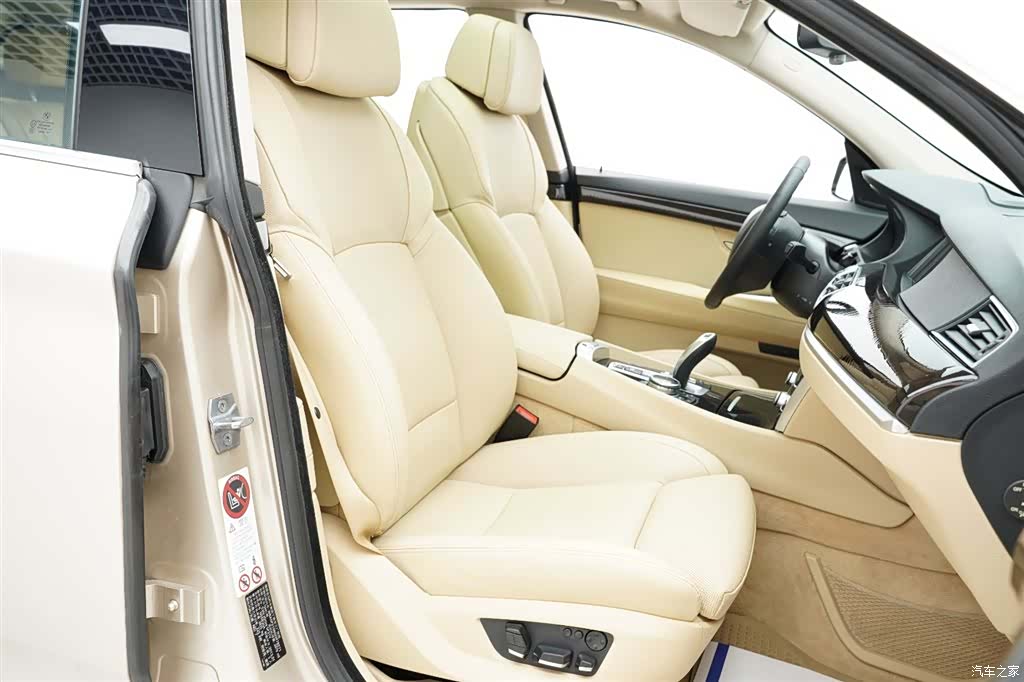 BMW 5 Series, 2015 27