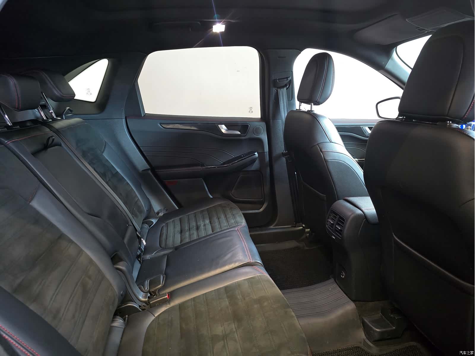 Ford Escape, 2020 14
