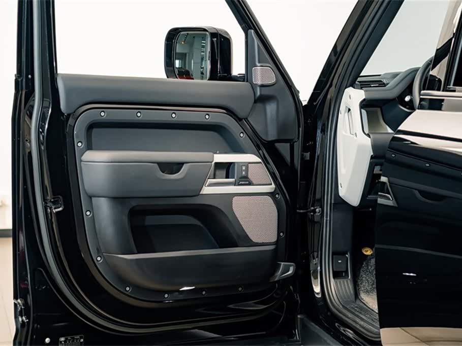 Land Rover guard Land Rover guard