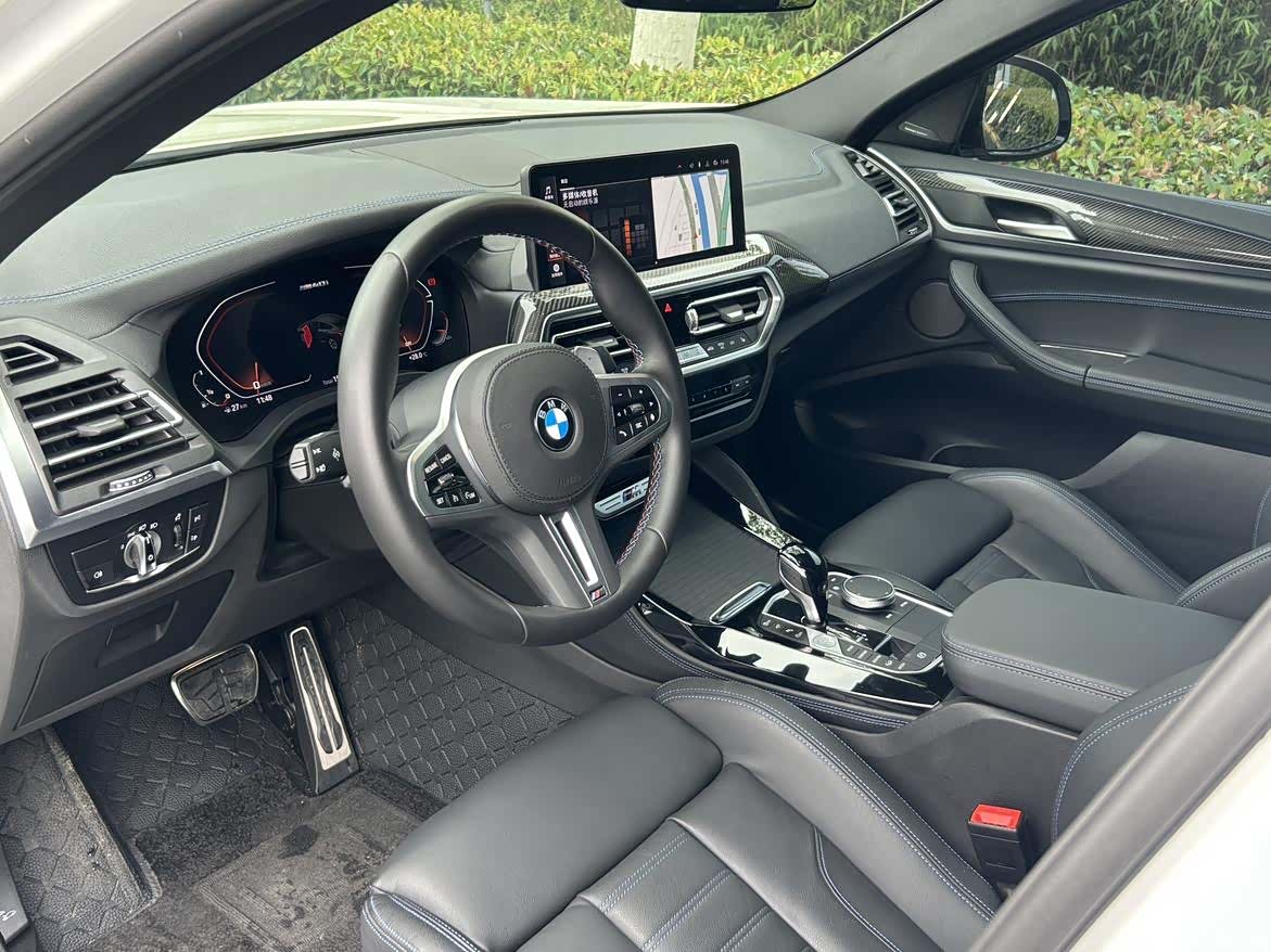 BMW X4, 2025 12