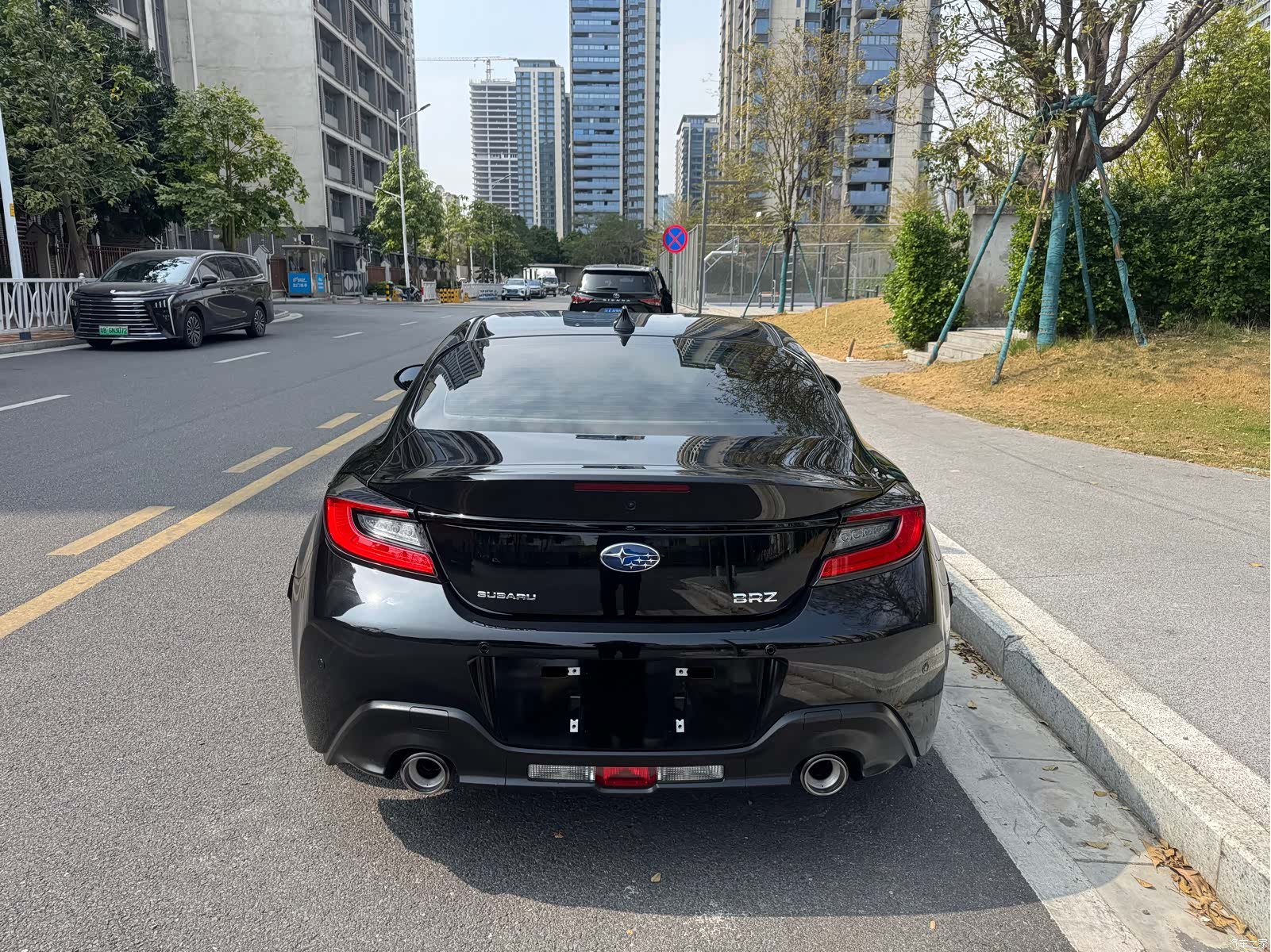 Subaru BRZ, 2022 все фото