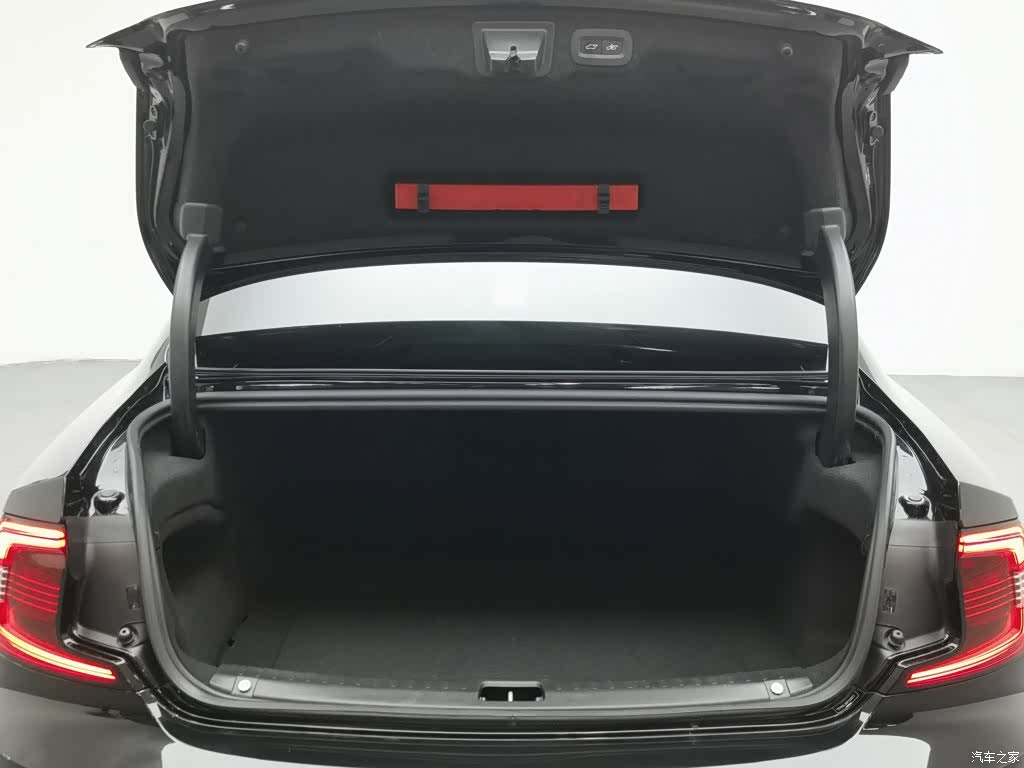 Volvo S90, 2023 16