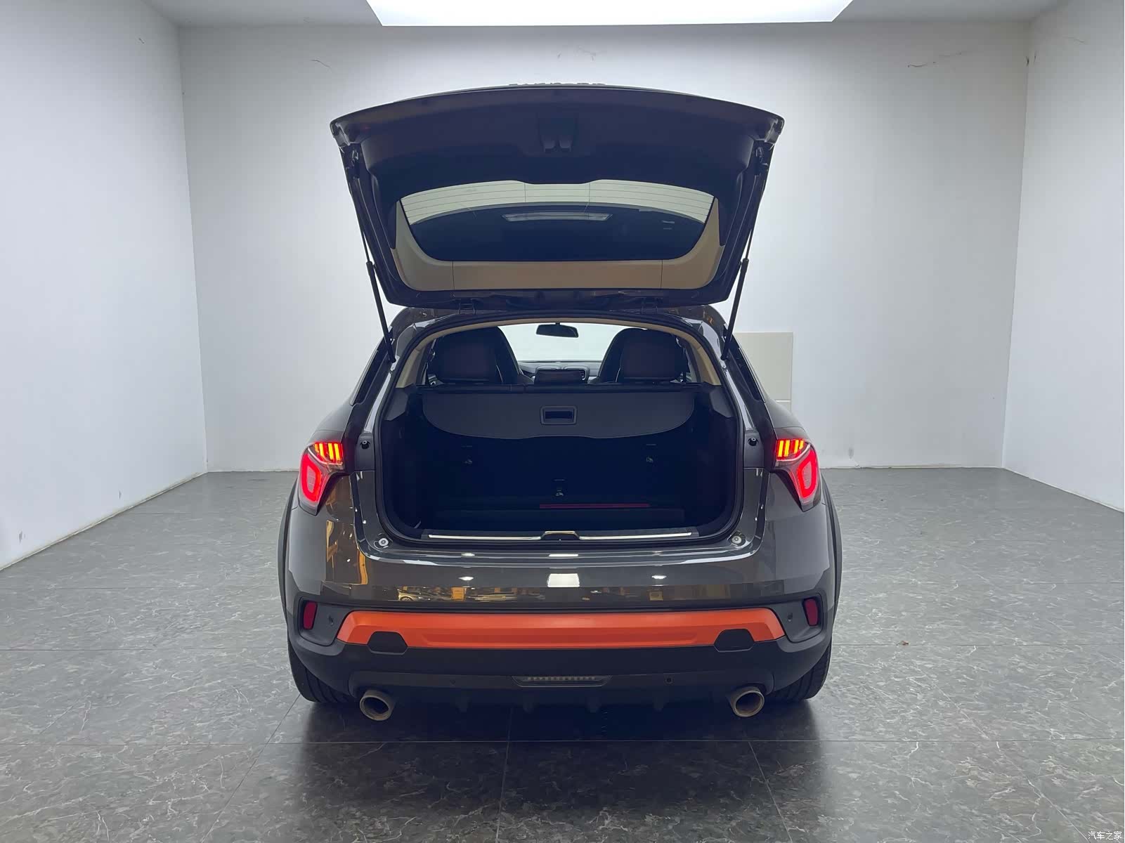 Lynk & Co 01, 2020 7