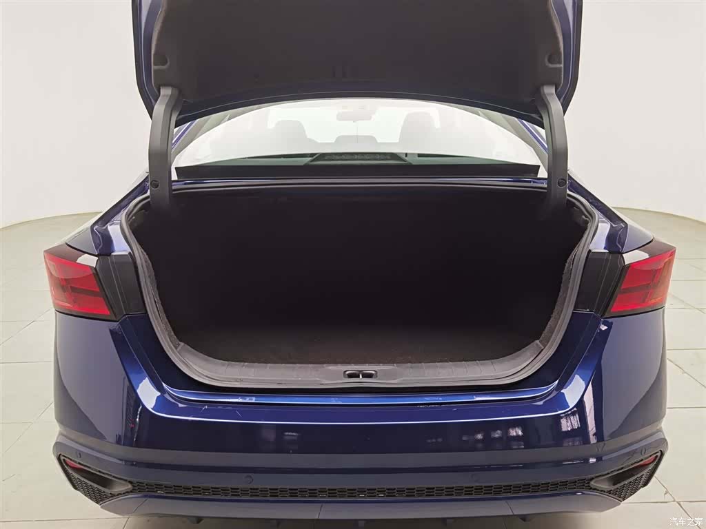 Nissan Teana, 2021 16
