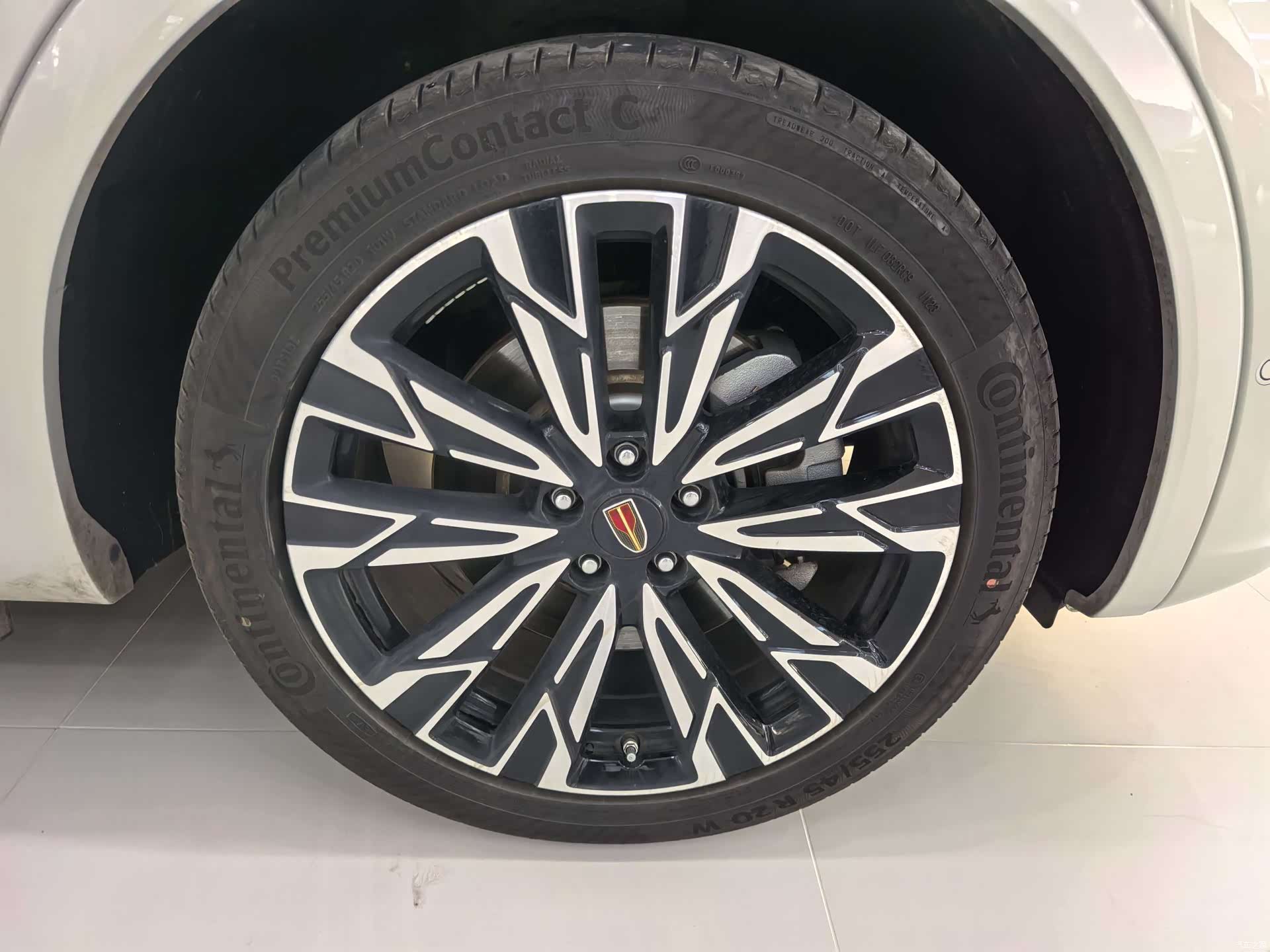 Hongqi HS5, 2023 7