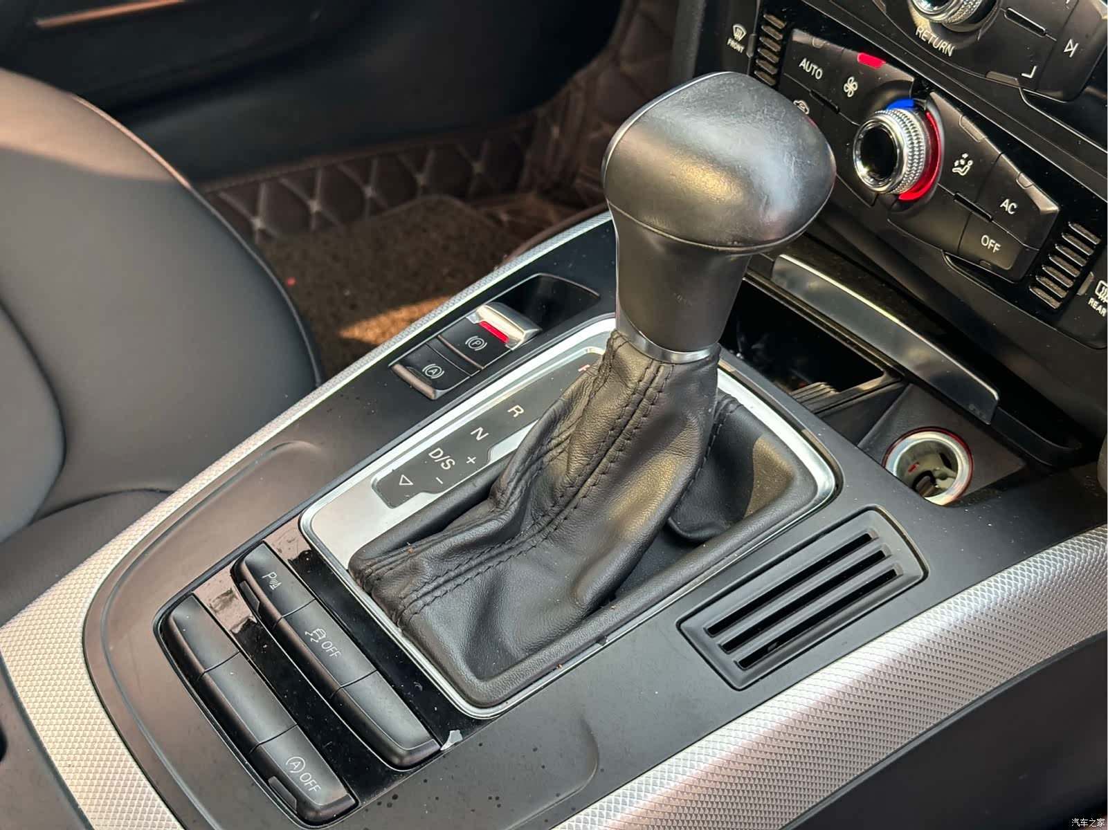 Audi A4L, 2014 9