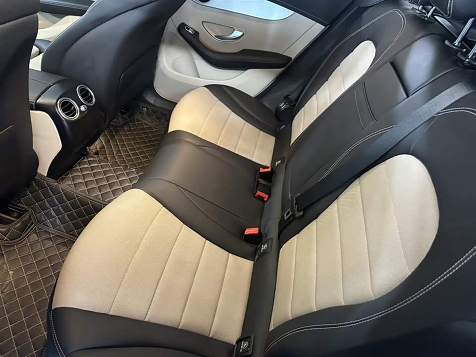 Mercedes-Benz EQC Mercedes-Benz EQC