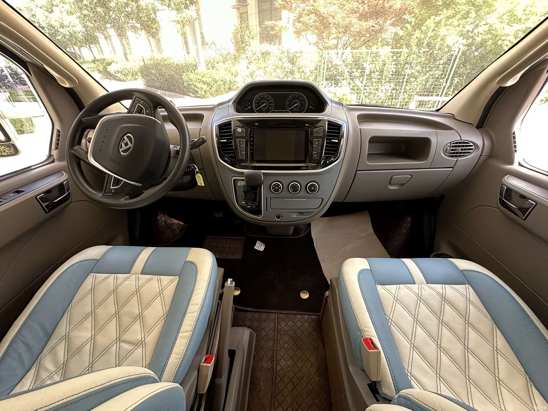 Maxus V80, 2019 9