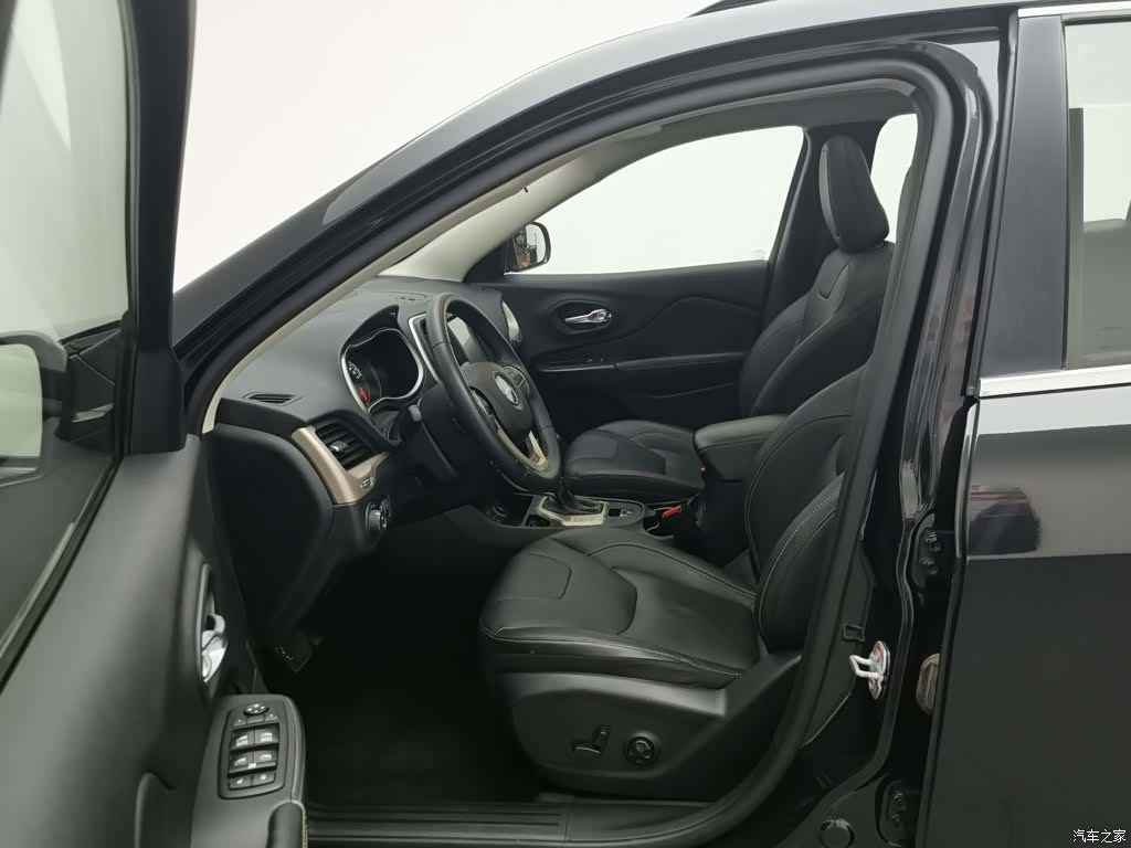 Jeep Cherokee, 2017 10