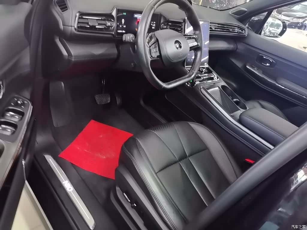 NIO ES8, 2022 15