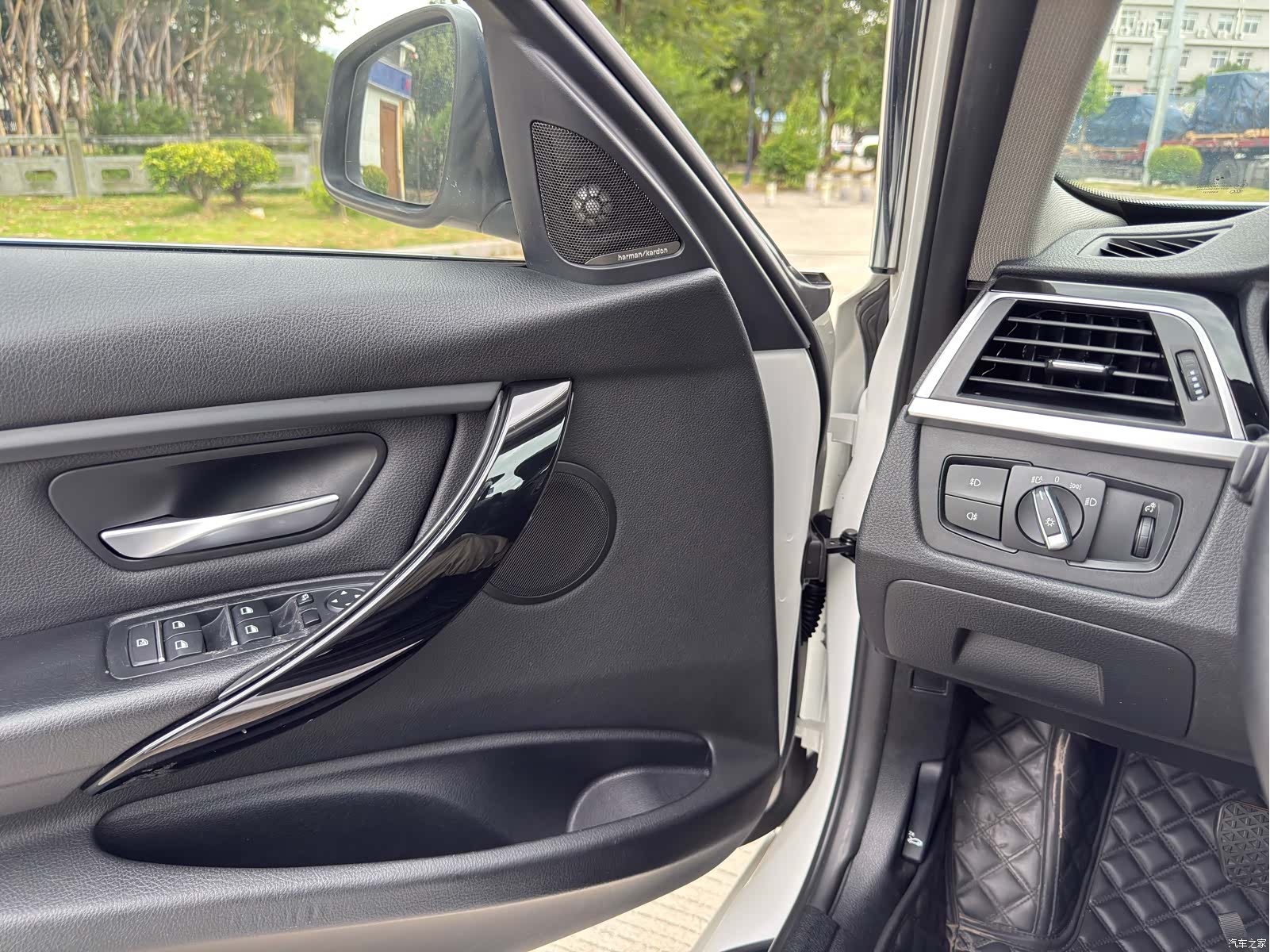 BMW 3 Series, 2017 12