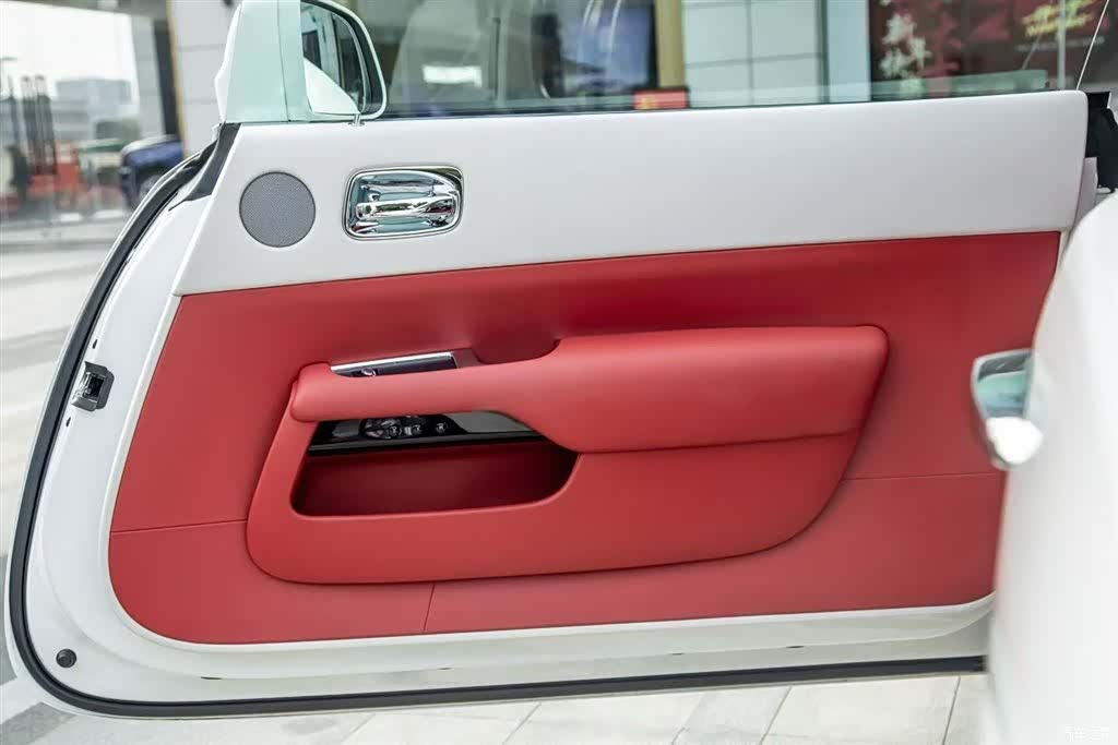 Rolls-Royce Wraith, 2017 8