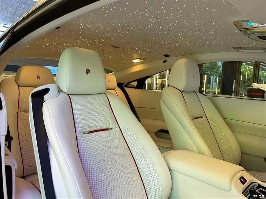 Rolls-Royce Wraith, 2018 6