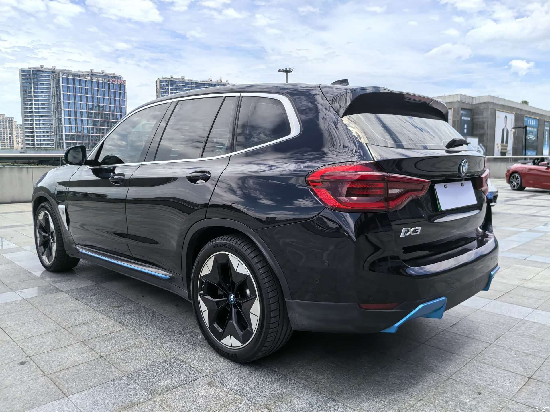 BMW iX3, 2021 7