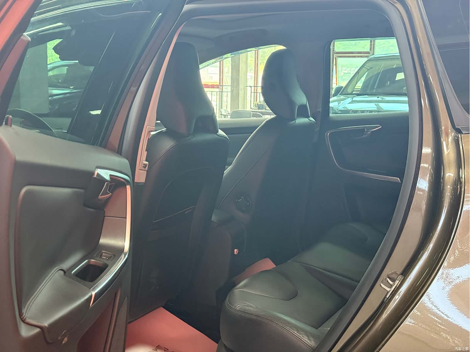 Volvo XC60, 2014 все фото