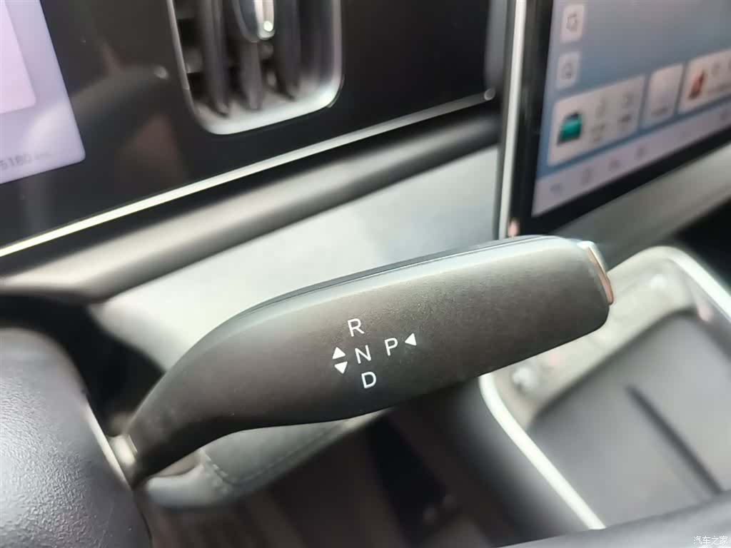 BYD HiAce, 2025 14