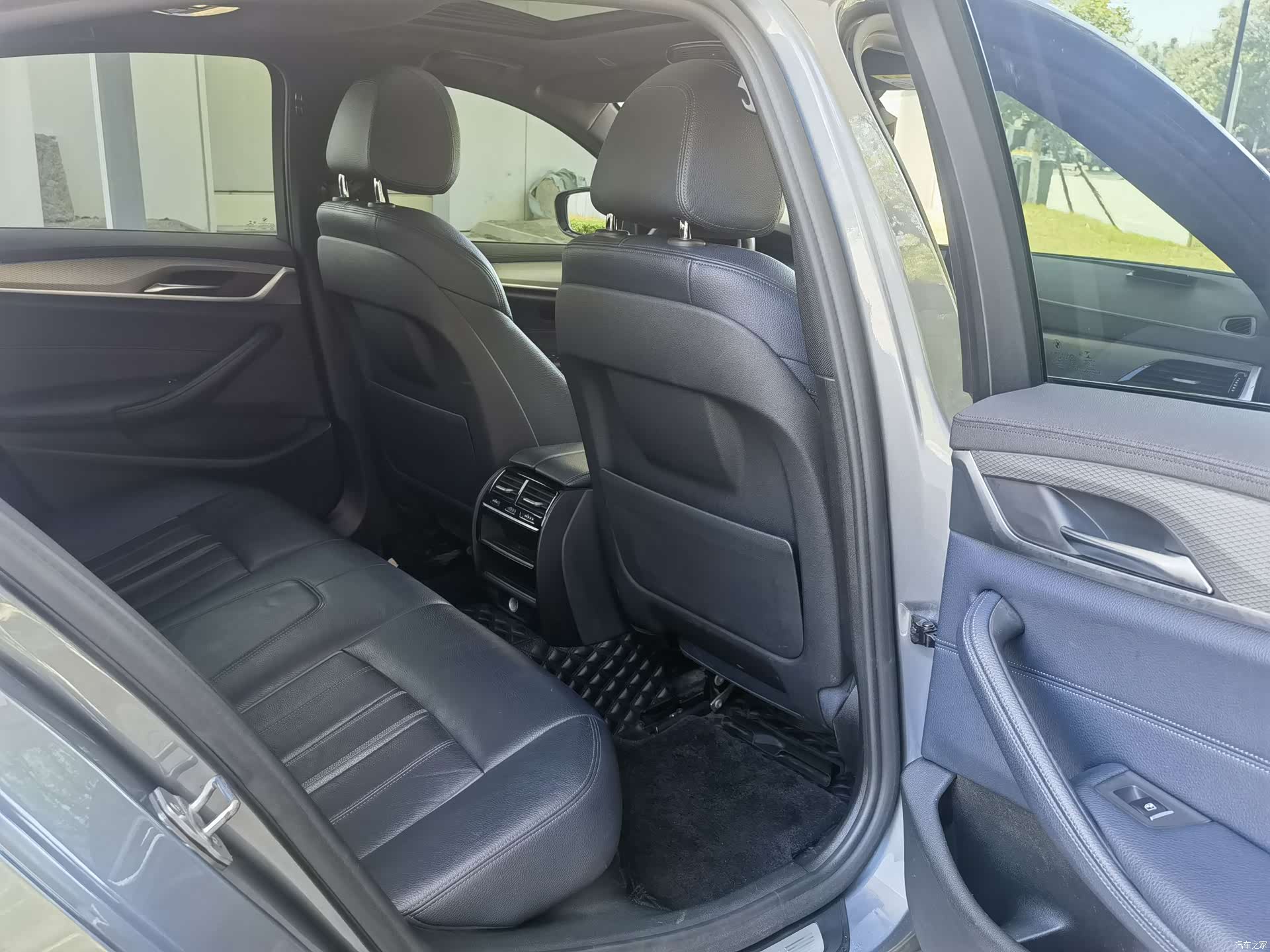 BMW 5 Series, 2019 10