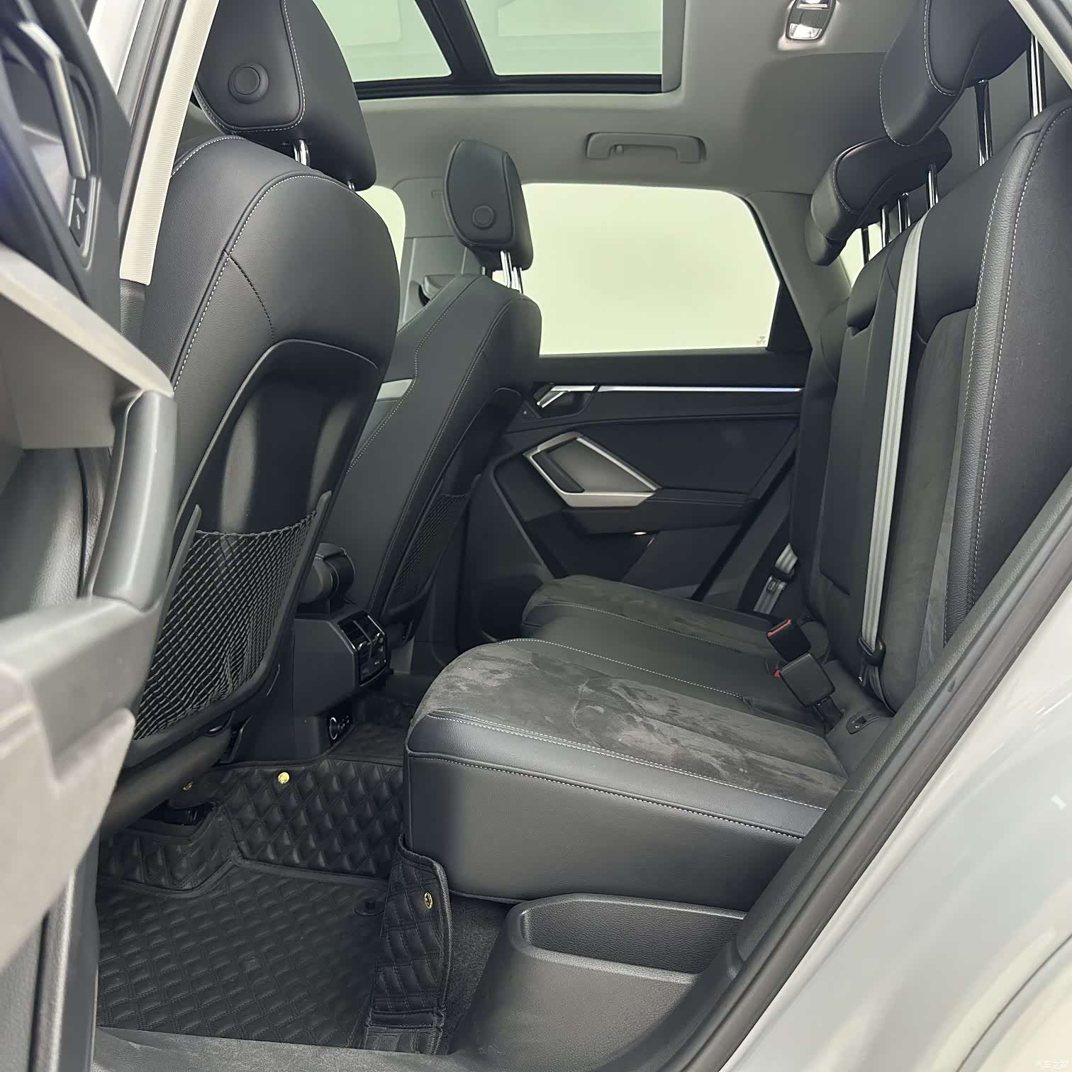 Audi Q3, 2023 7