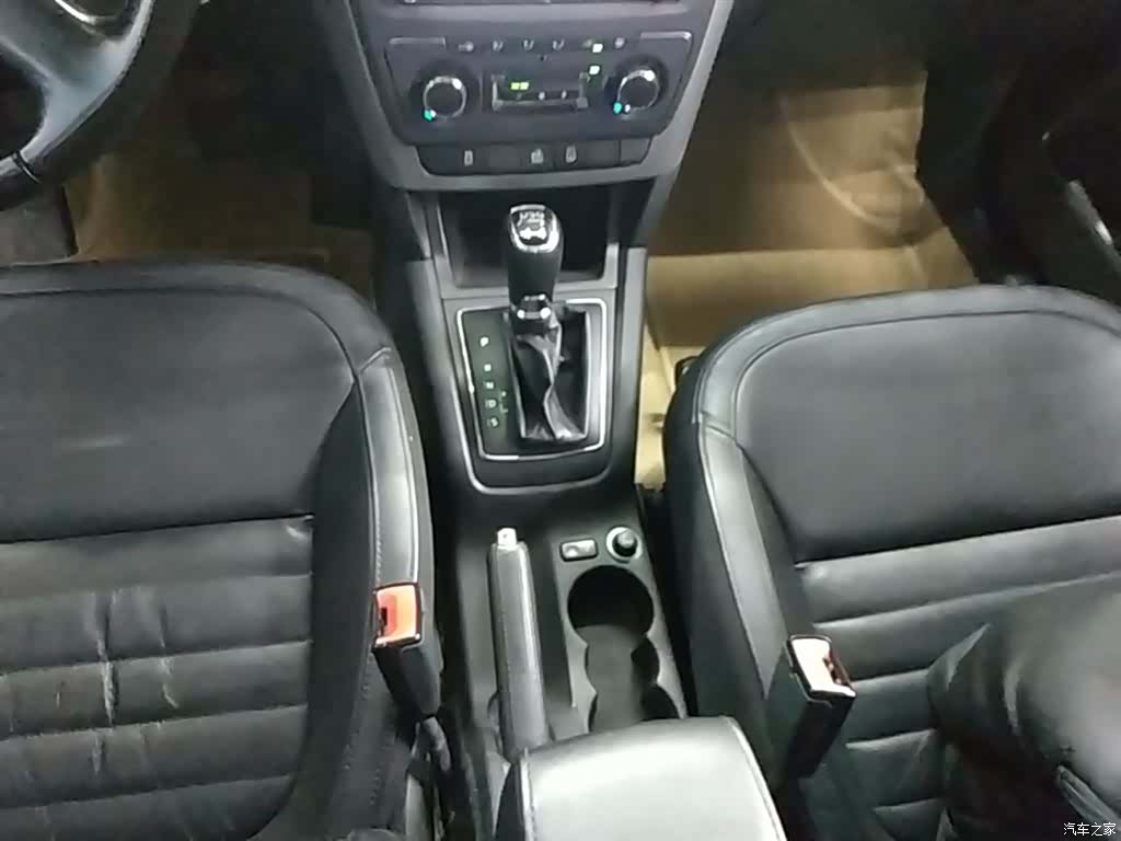 Skoda Yeti, 2014 14