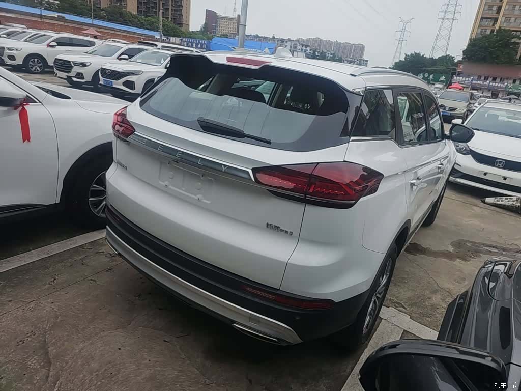 Geely Boyue, 2021 7