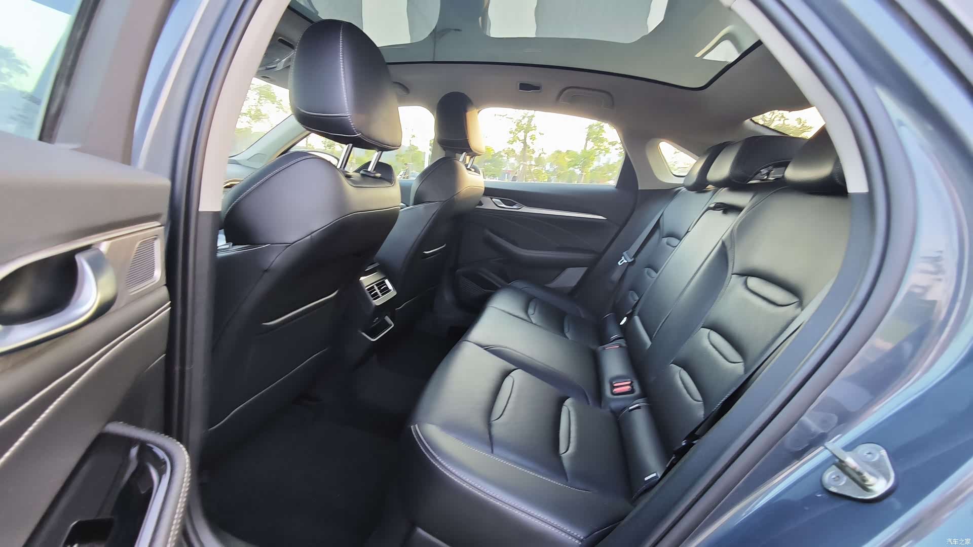 Geely Preface, 2021 все фото