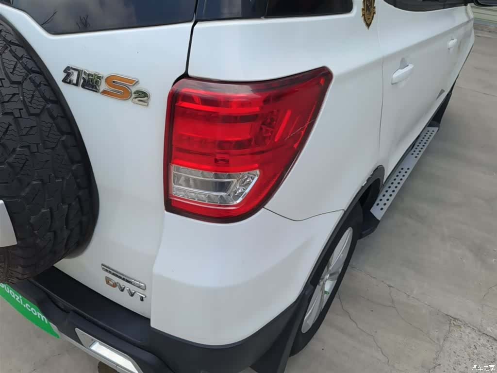 BAIC S2, 2016 8