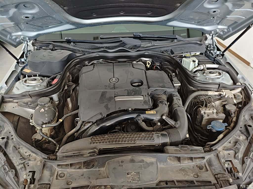 Mercedes-Benz E-Class, 2015 20