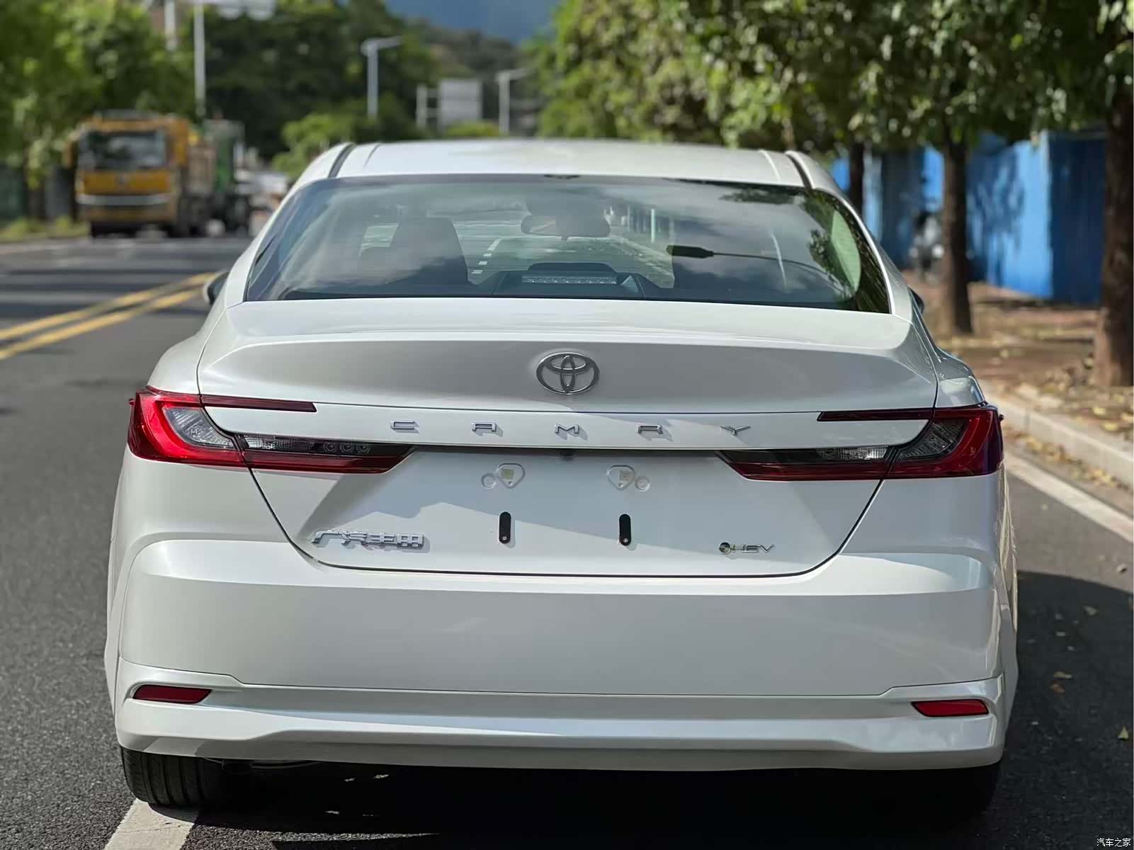 Toyota Camry, 2026 все фото