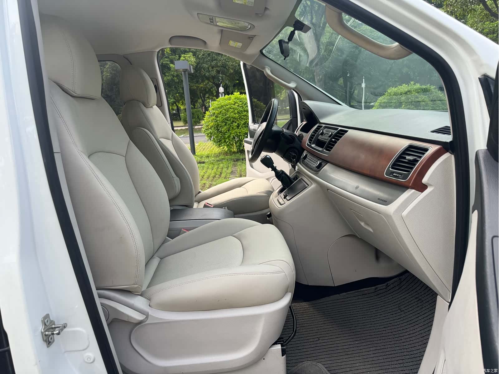 Maxus G10, 2015 10