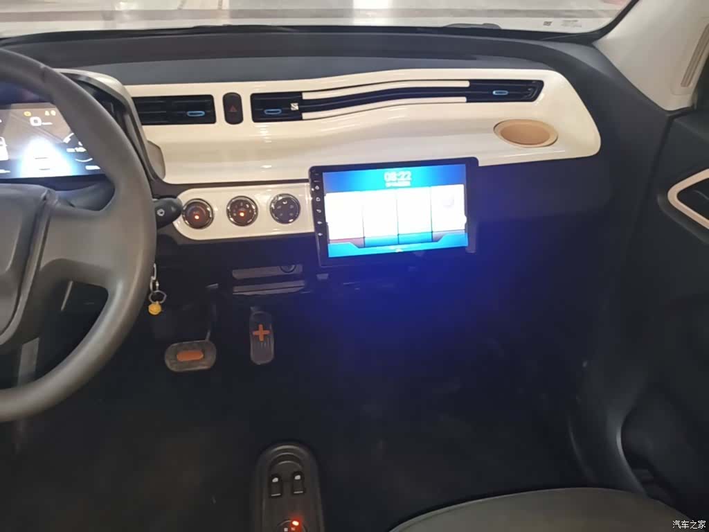 Wuling MINIEV, 2021 13