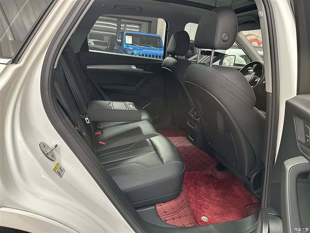 Audi Q5L, 2022 15