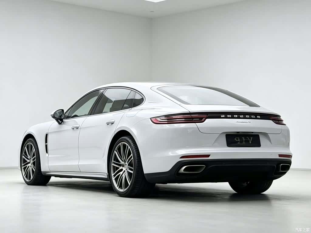 Porsche Panamera, 2018 9