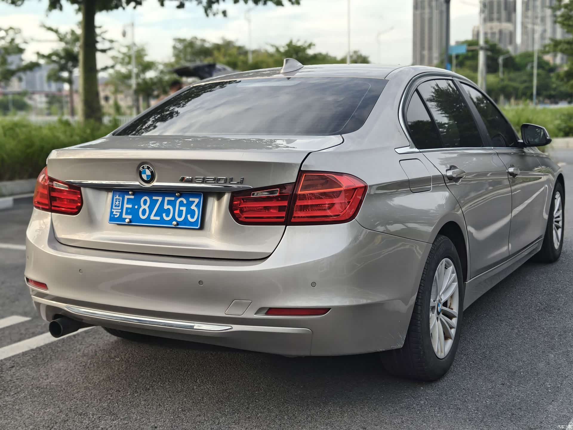 BMW 3 Series, 2015 12