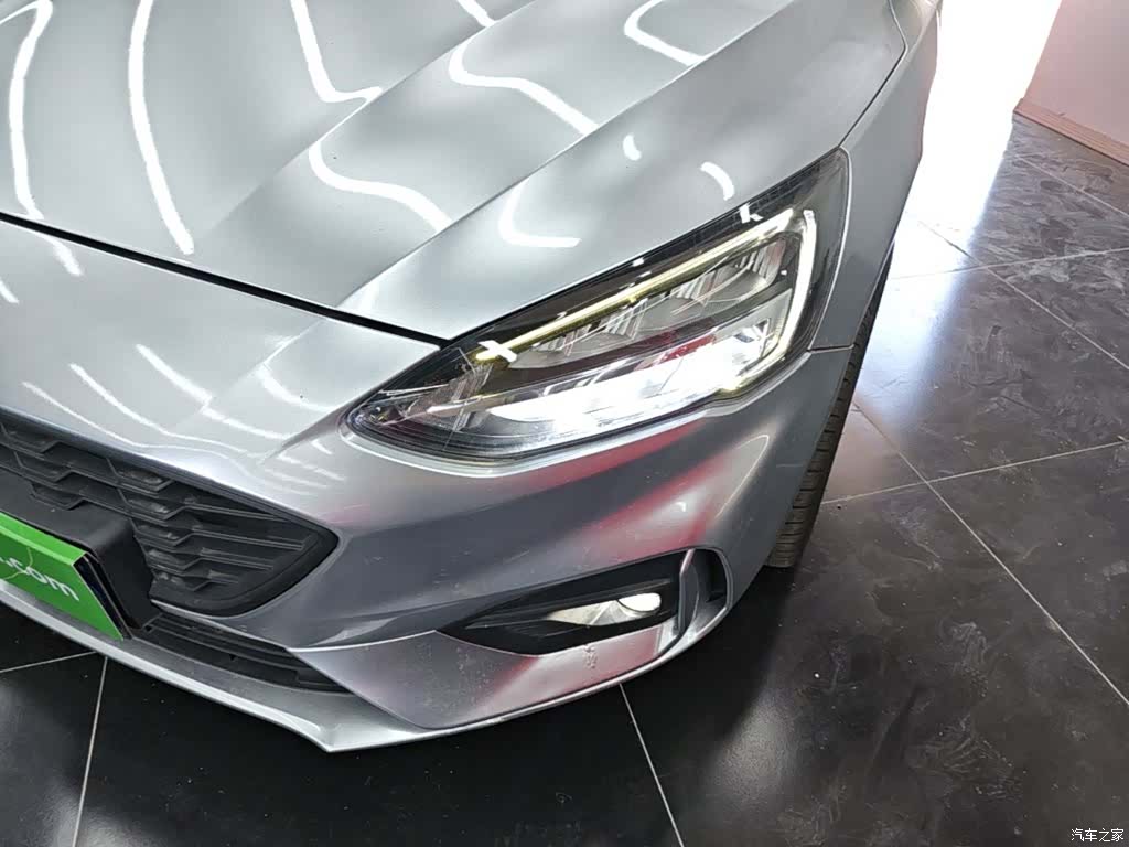 Ford Focus, 2021 24