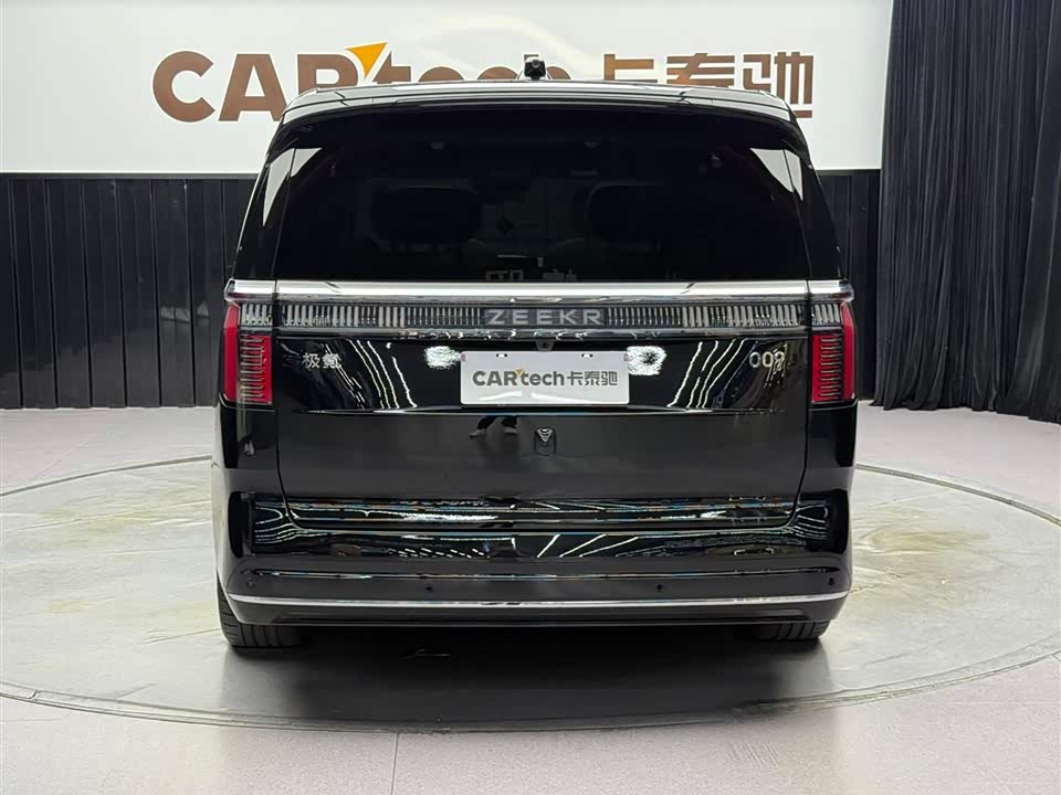 Zeekr 009