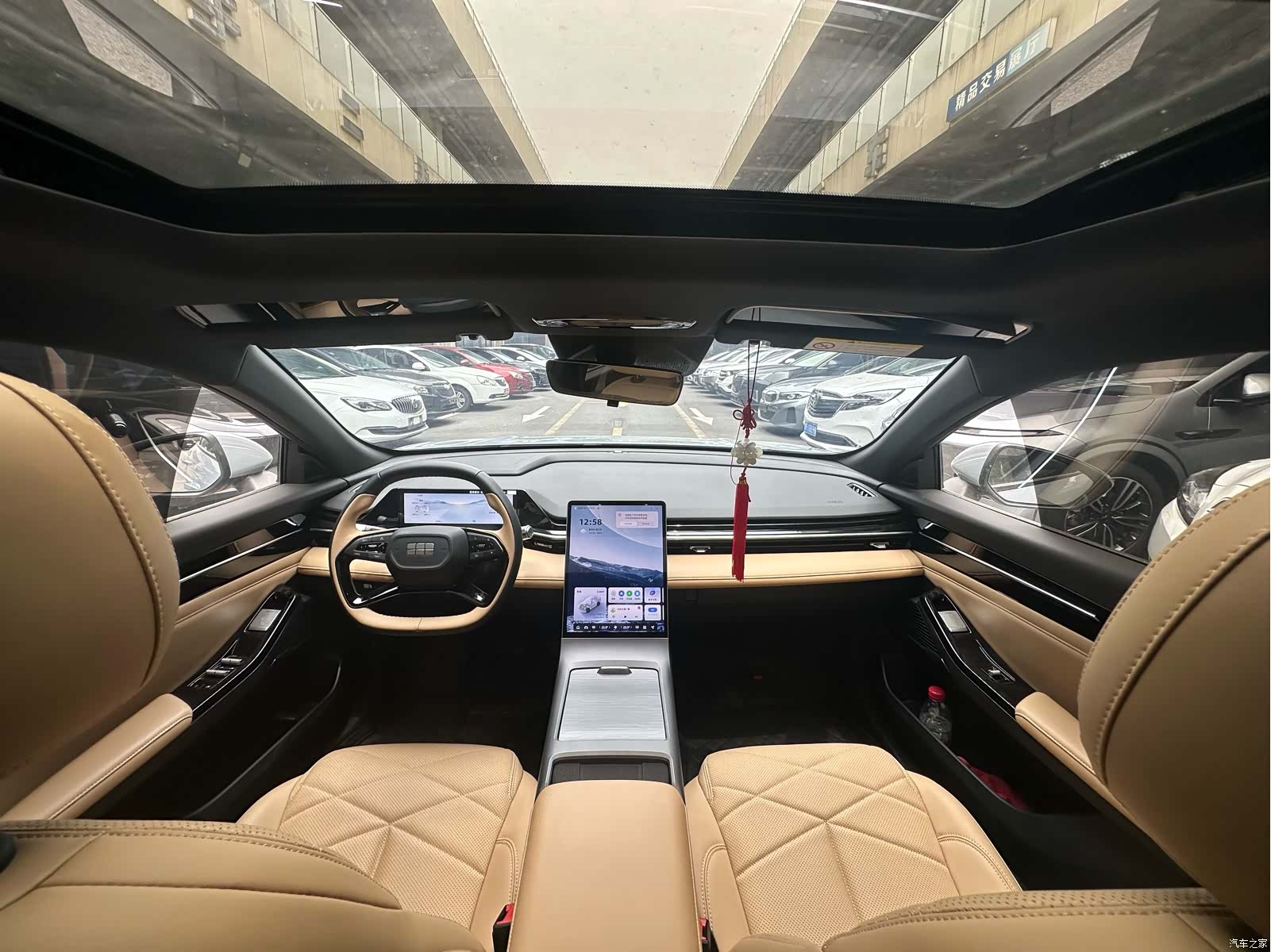Geely Galaxy L6, 2024 11
