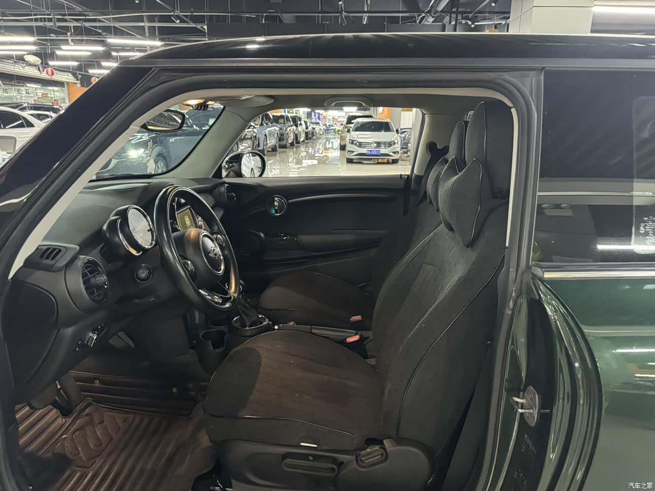 Mini Cooper, 2015 3