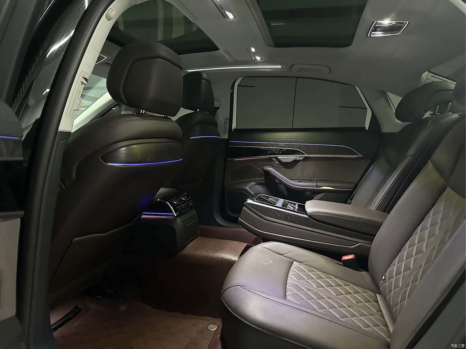 Audi A8L, 2023 15