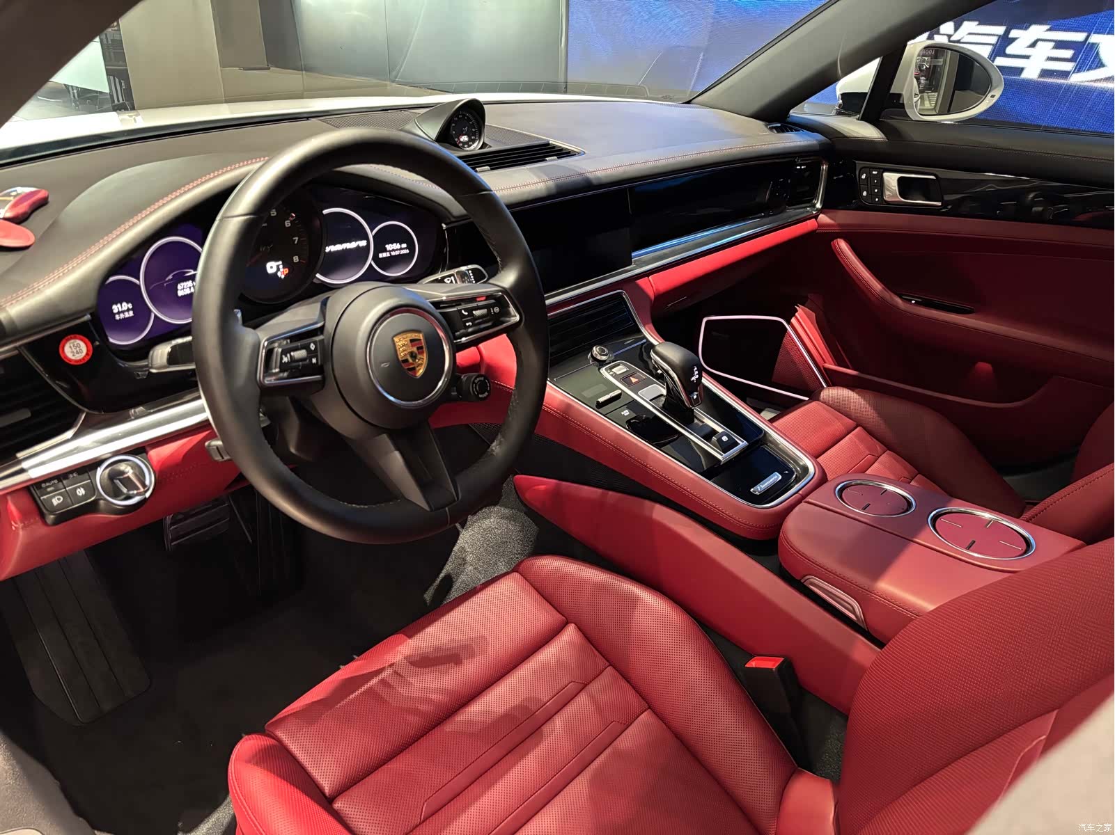 Porsche Panamera, 2022 7