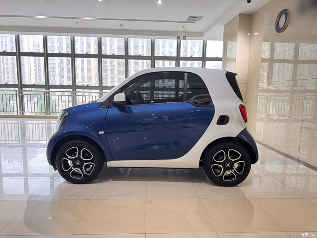Smart Fortwo, 2019 8