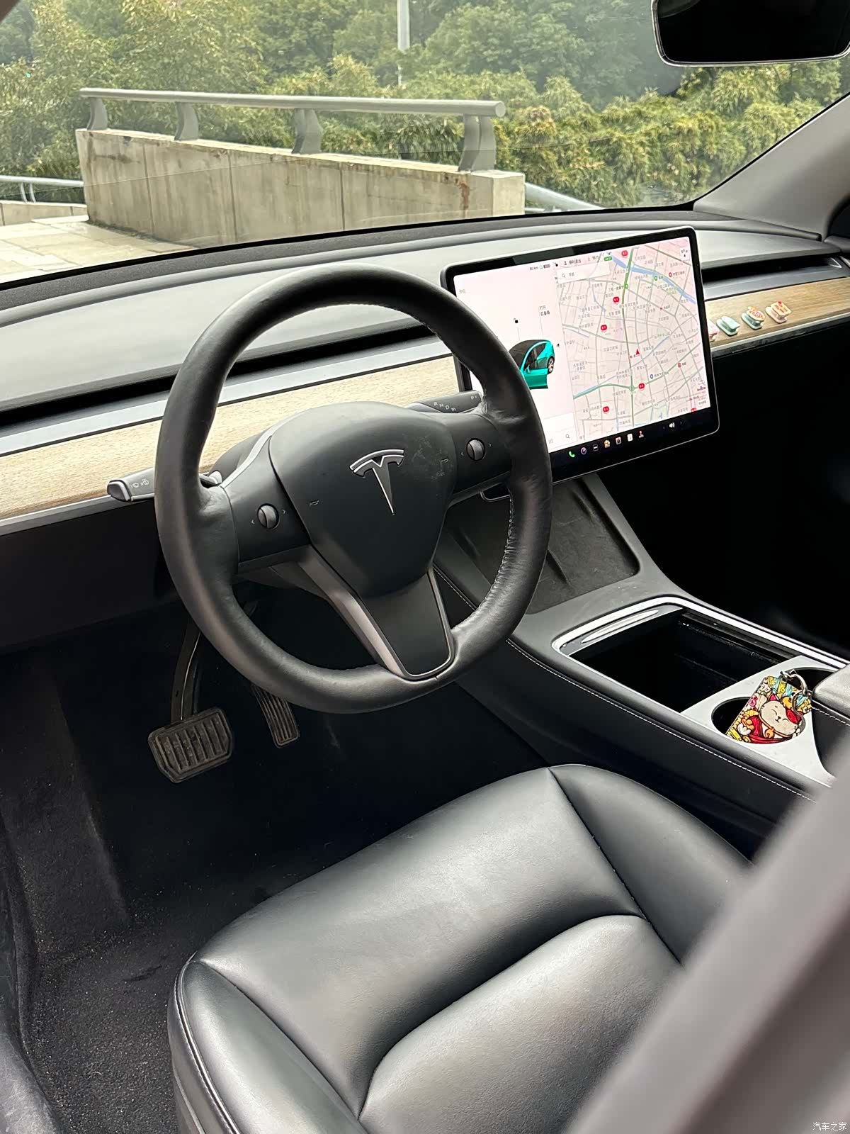 Tesla Model Y, 2021 4