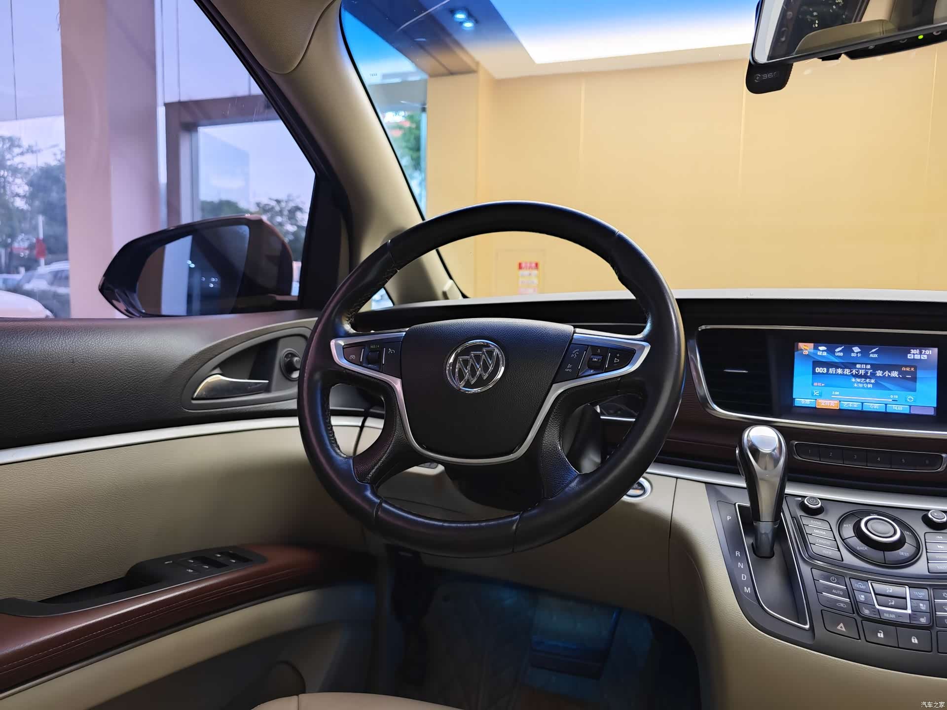 Buick GL8, 2015 15