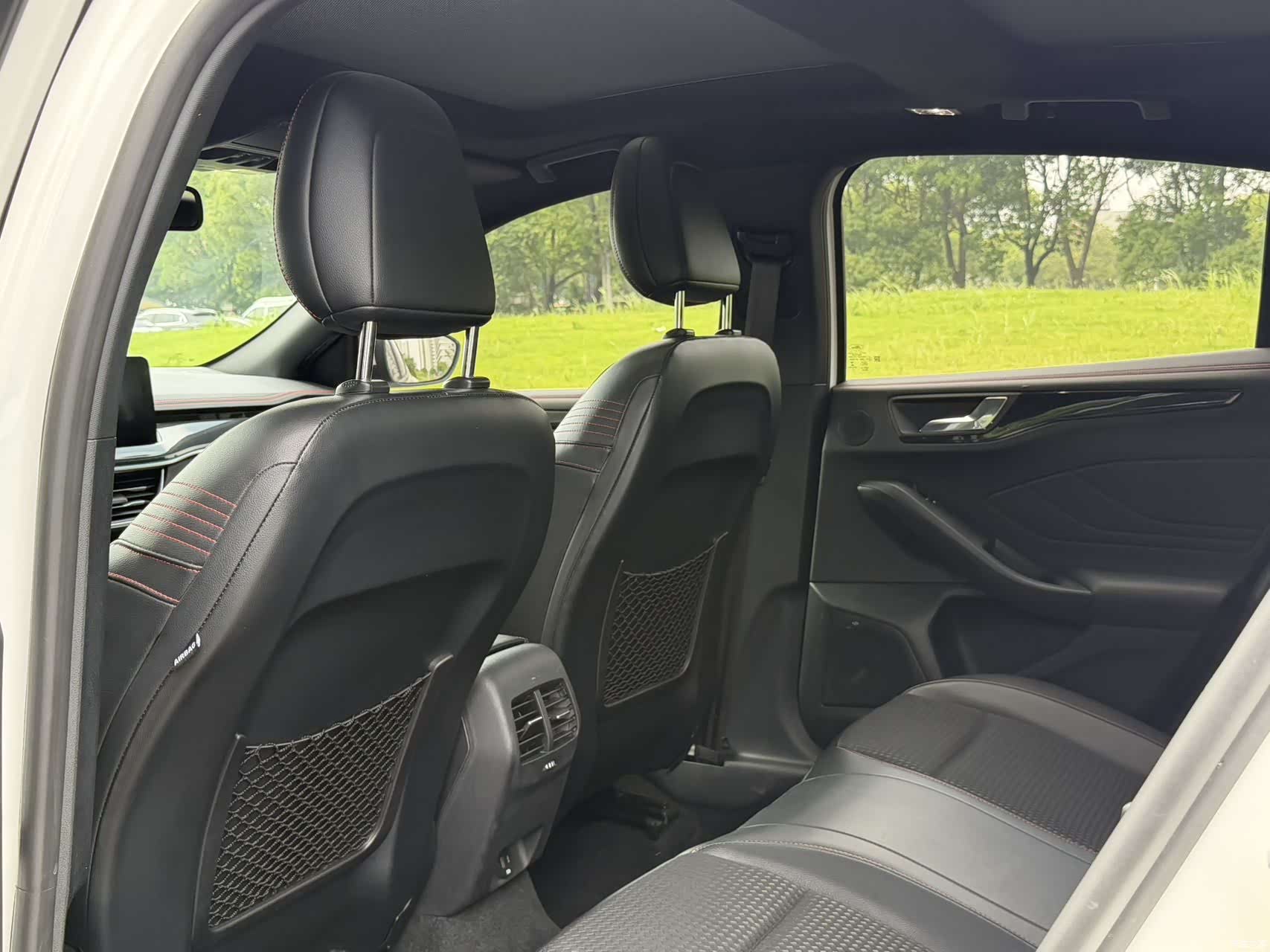 Ford Focus, 2021 10