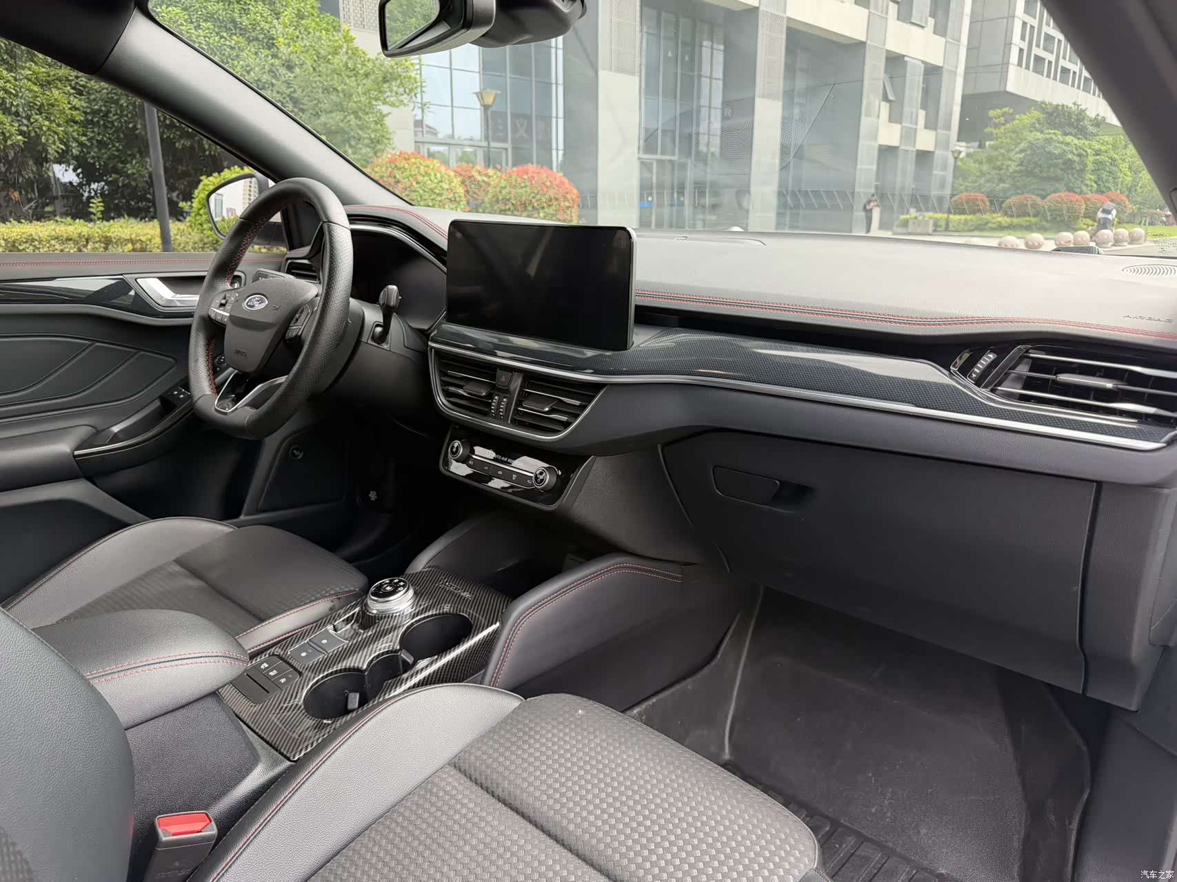 Ford Focus, 2021 12