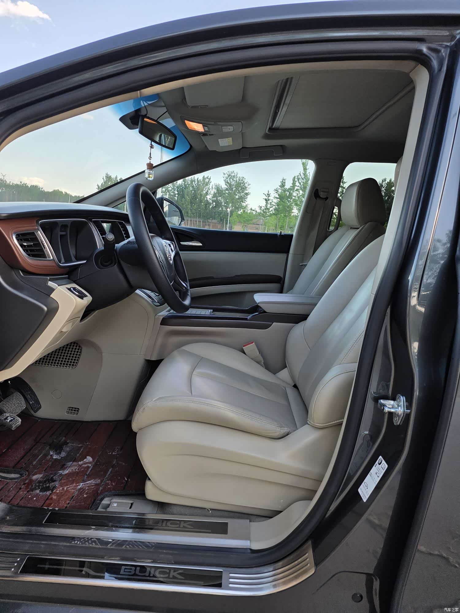 Buick GL8, 2019 8