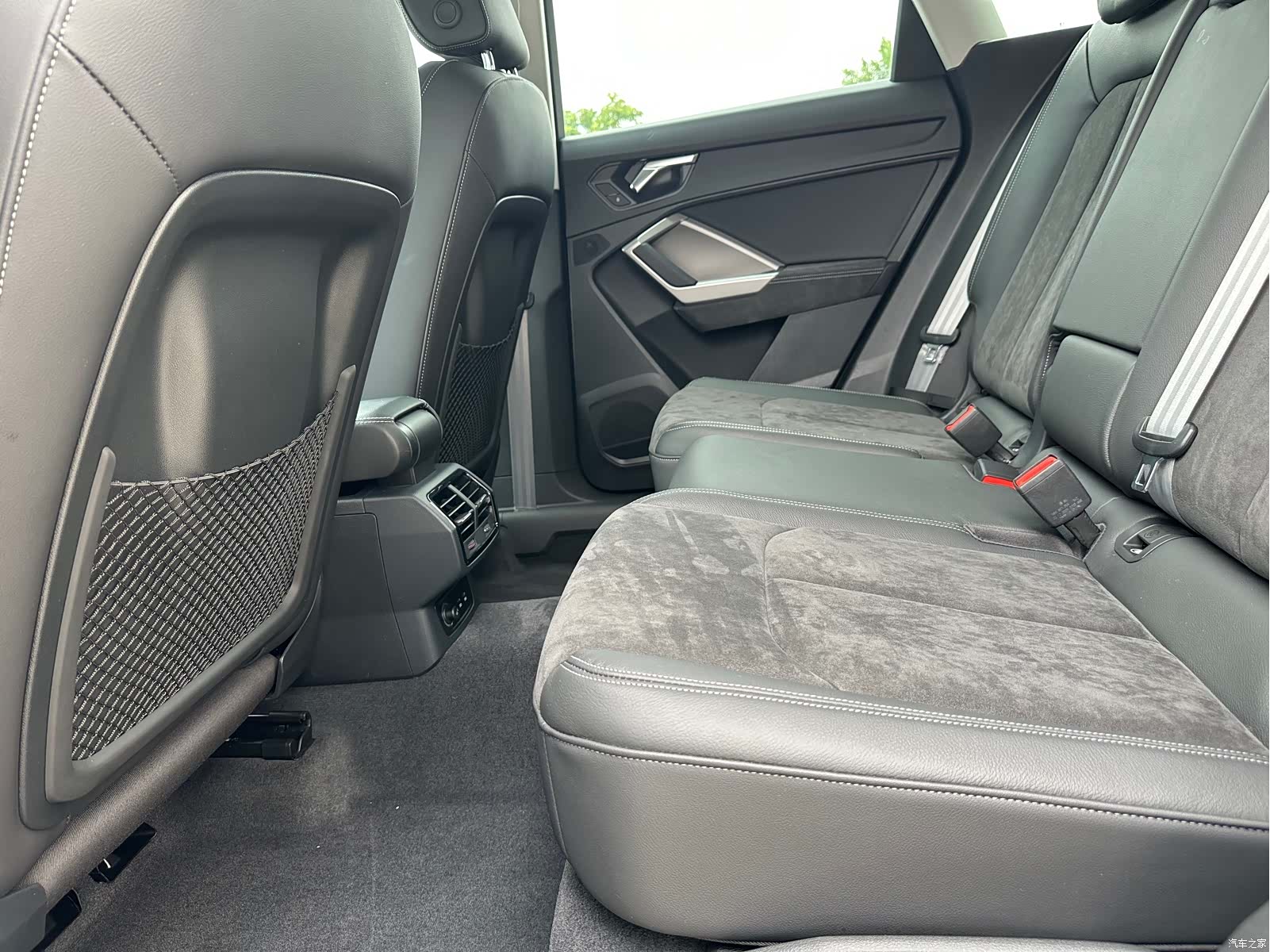 Audi Q3, 2022 9
