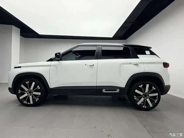 Geely Icon, 2023 8