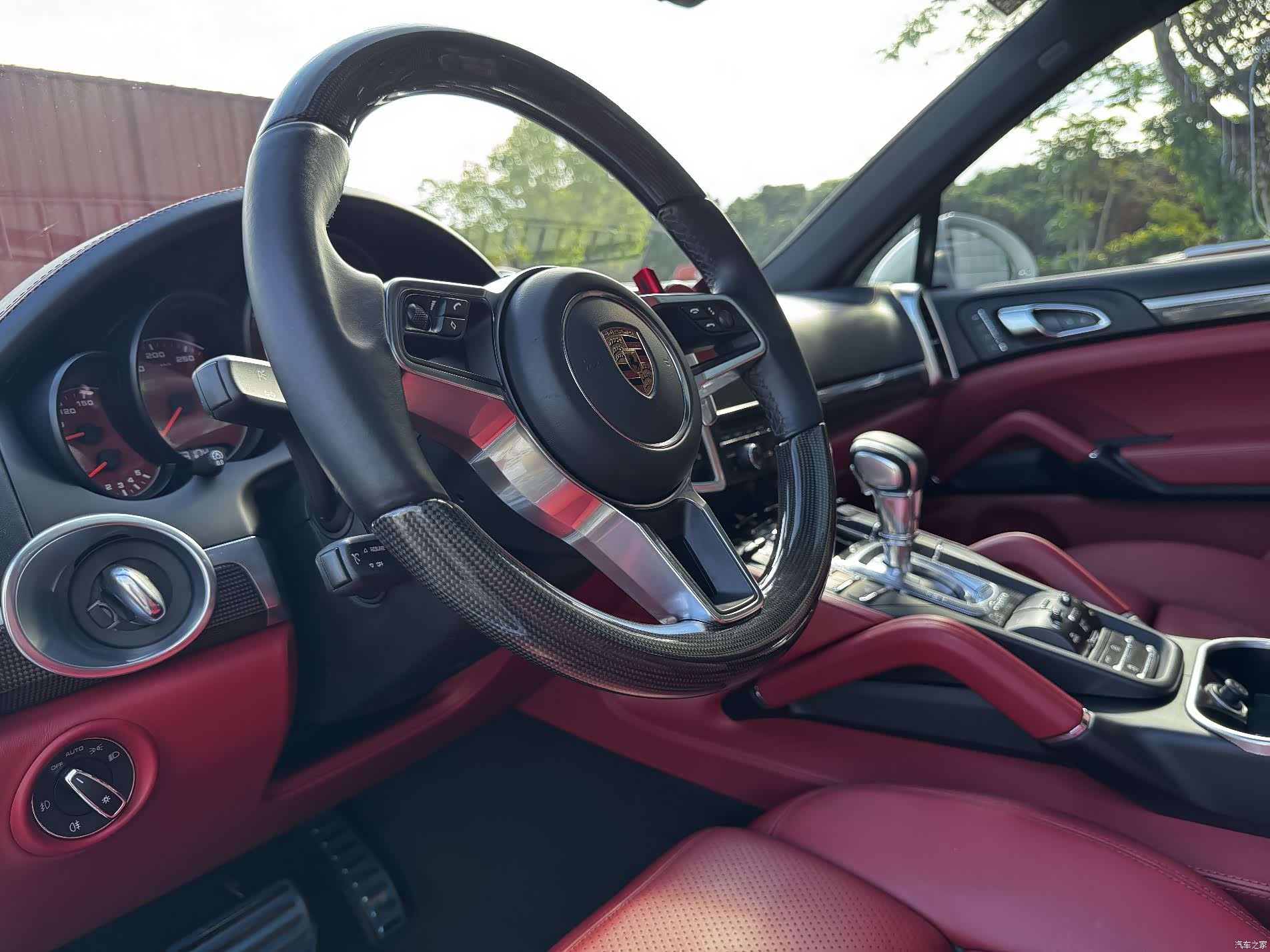Porsche Cayenne, 2016 11