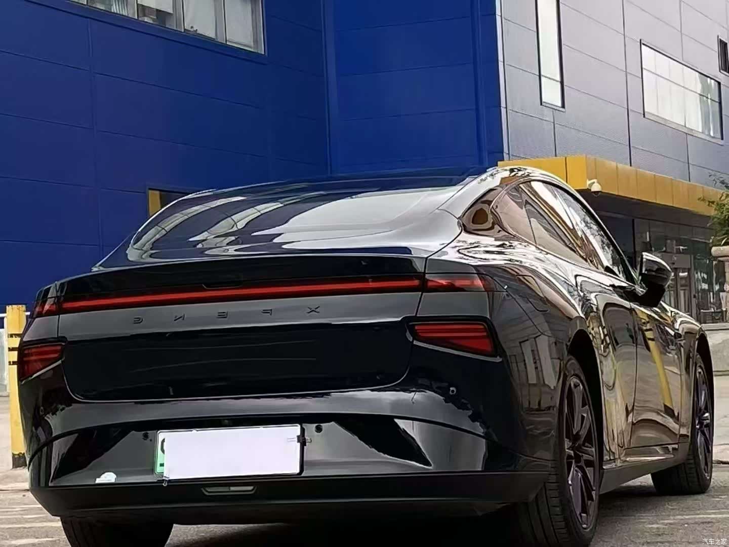 Xpeng P7, 2021 9
